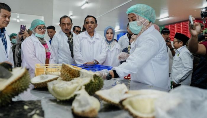 Gubernur Resmikan Packing House Durian di Parimo, Dorong Ekspor