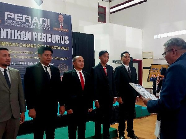 Ito Lawputra Nahkodai Kepengurusan Baru DPC PERADI Kota Palu