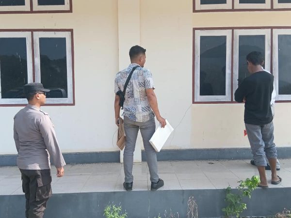 Jendela Dibongkar, Peralatan LLK Sigi Dicuri Rp16,4 Juta